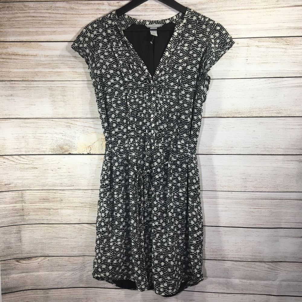 H&M Black White Polka Dot Sleeveless V-Neck Dress